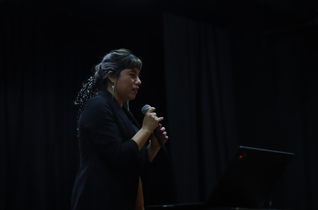Susana Haro, maestra y escritora, invita a estudiantes de Bycenes a promover la lectura